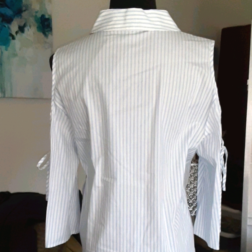 NWT JONES NY MAN-TAILORED SIDE TIE COLD SHOULDERS - Picture 5 of 7
